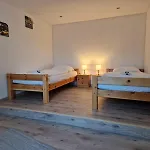 Felsenburg Апартаменты Ahrenviolfeld