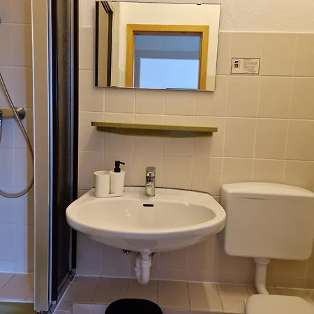 Felsenburg * Ahrenviolfeld